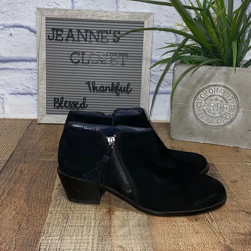 Women’s Vionic Serena Black Suede Leather Zip Up Heeled Ankle Bootie, Size 6
